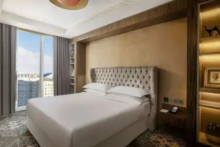 Sheraton - 81