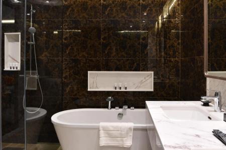 SKYVIEW Resort Phuket Patong Beach - 8