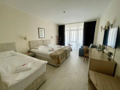 Grand Nirvana - All Inclusive & Free Beach Access - 23