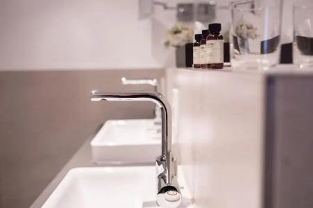 SUYTES Business Studios - 51