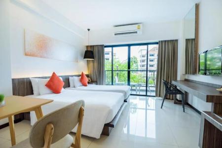 J Residence - 62