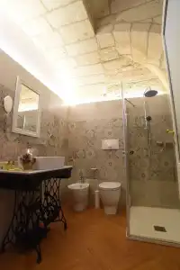 Cadelli Luxury Suite - 7