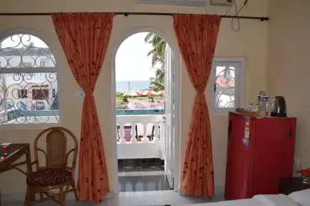 Empire Guest House - 6