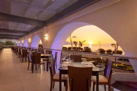 Oceanis Beach - 27