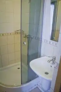 Motel - 7