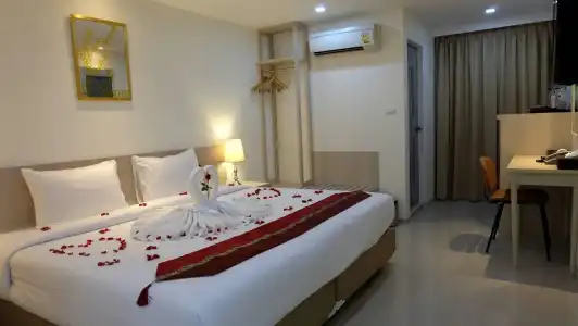 Baron Residence Bangkok - 76
