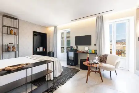 Le Dortoir Boutique Suites - 2