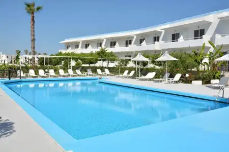 Costa Angela - 12