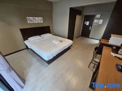 Wsotel and Serviced Apartment - 74