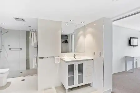 De Ville Apartments - 142