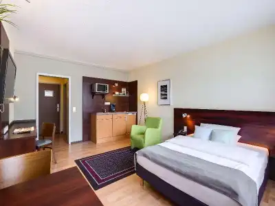 Best Western Ambassador - 104