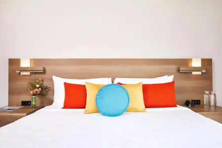 The Art Denver, Curio Collection by Hilton - 73