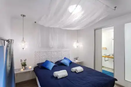 Suites 13 Budapest - 100