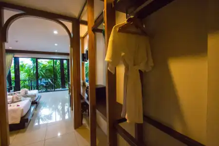Phi Phi Don Chukit Resort - 33