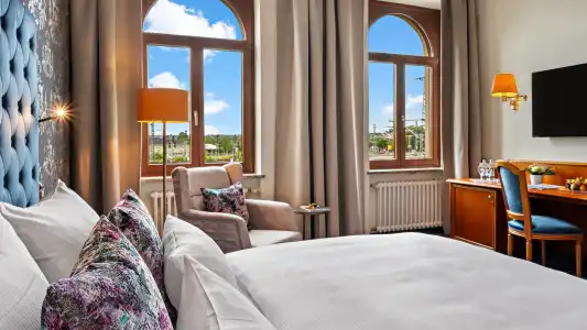 Bayerischer Hof Dresden - 5