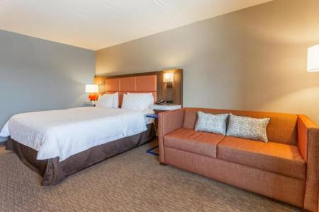 Hampton Inn Madison-East Towne Mall Area - 29