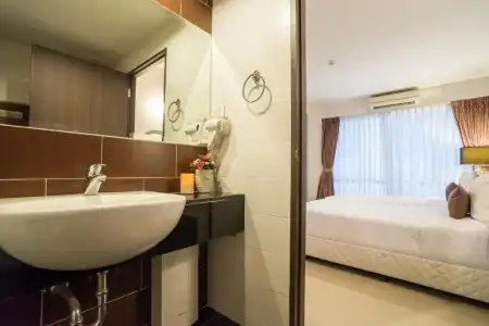 Beyond Suite - 73