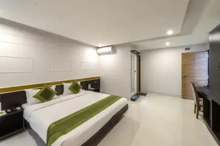 Treebo Raj Premier, Indiranagar - 37