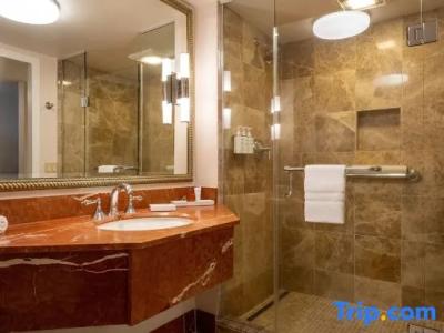 Monterey Plaza and Spa - 43