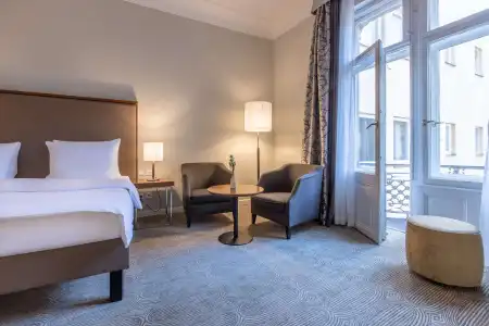 Radisson Blu Schwarzer Bock - 48