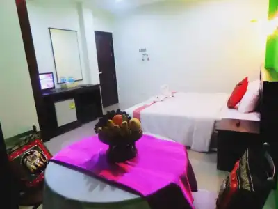 Thana Patong Guesthouse - 18