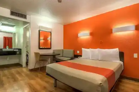 Motel 6 Carlsbad, CA Beach - 26