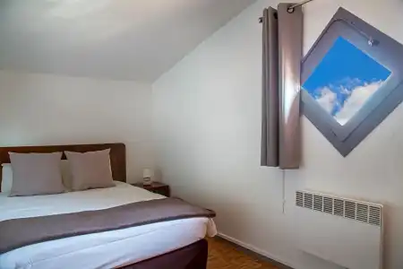 Sure by Best Western Biarritz Aeroport - 83