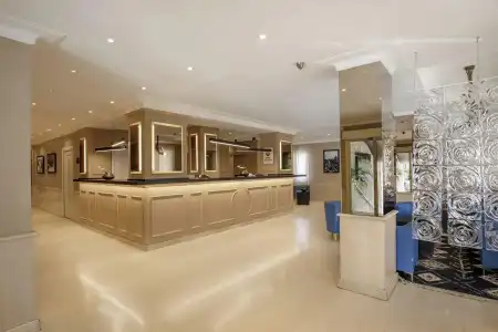 Best Western Plus Globus - 1