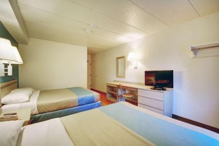 Motel 6 Newport, RI - 26