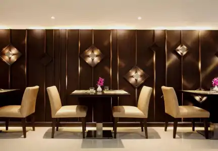 Chiva Bangkok - 15