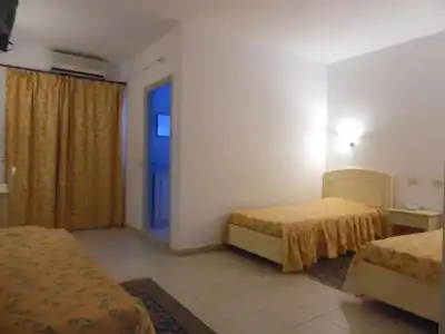 Hôtel Medina - 78
