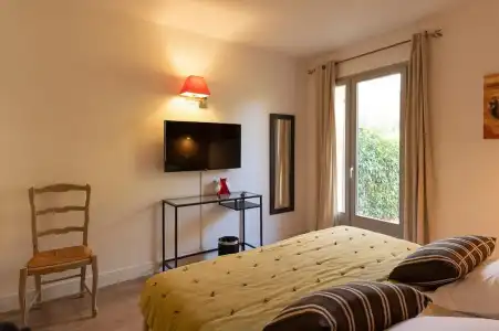 Hôtel l'Amandière - 52