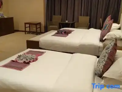 Highest Joints & Resort (Kunming Derun Center) - 47