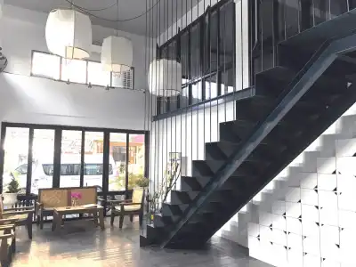 The August Hostel - 9