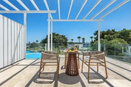 So White Club Resort - 56