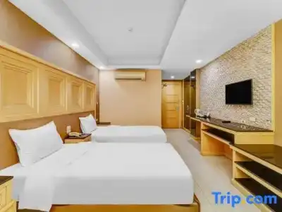 UPARs Sukhumvit 11 Nana - 55