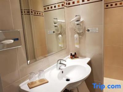 Champerret Elysees - 115