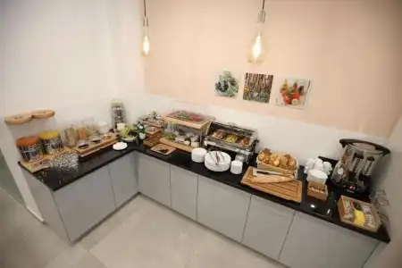 Sleep Inn Düsseldorf Bed&Breakfast - 5