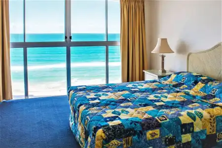 Cashelmara Beachfront Apartments - 1