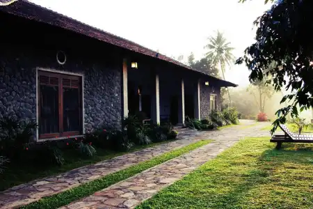 Mountbatten Bungalow- Thema Collection - 4