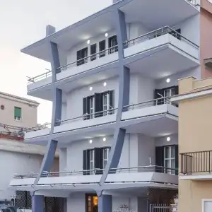 Riviera - 0