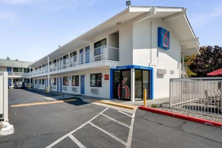 Motel 6 Bellingham, WA - 13