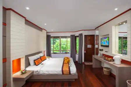Phi Phi Natural Resort - 1