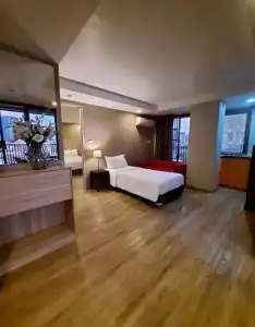Baan Tanwa - MRT Ratchadapisek - 102
