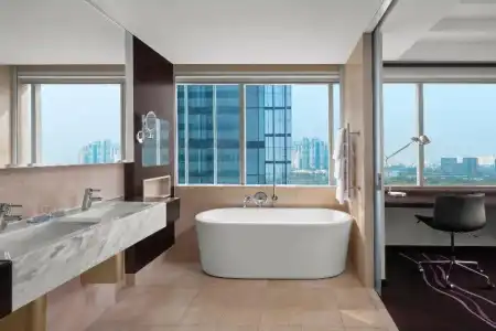 Le Meridien Saigon - 35