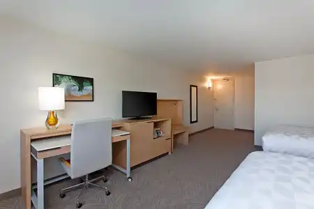 Holiday Inn Los Angeles - LAX Airport by IHG - 64