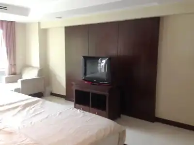 August Suites - 35