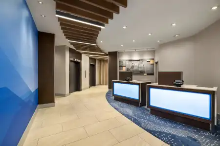 Holiday Inn Express Vancouver-Metrotown (Burnaby) by IHG - 23