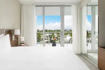 Acqua Bay Luxury Apartments - 41
