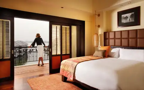 InterContinental Hanoi Westlake by IHG - 4